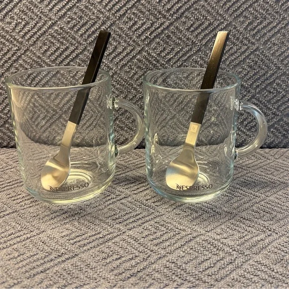Nespresso Vertuo Coffee Mugs, Medium - Set of 2, with spoons (Glass) - Picture 3 of 5